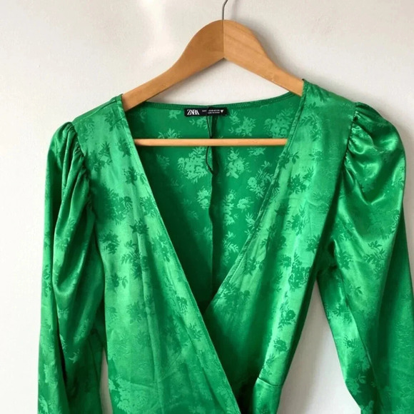 Zara Satin Effect Robe Wrap Long Sleeve Mini Dress Green Size Small - Picture 6 of 10